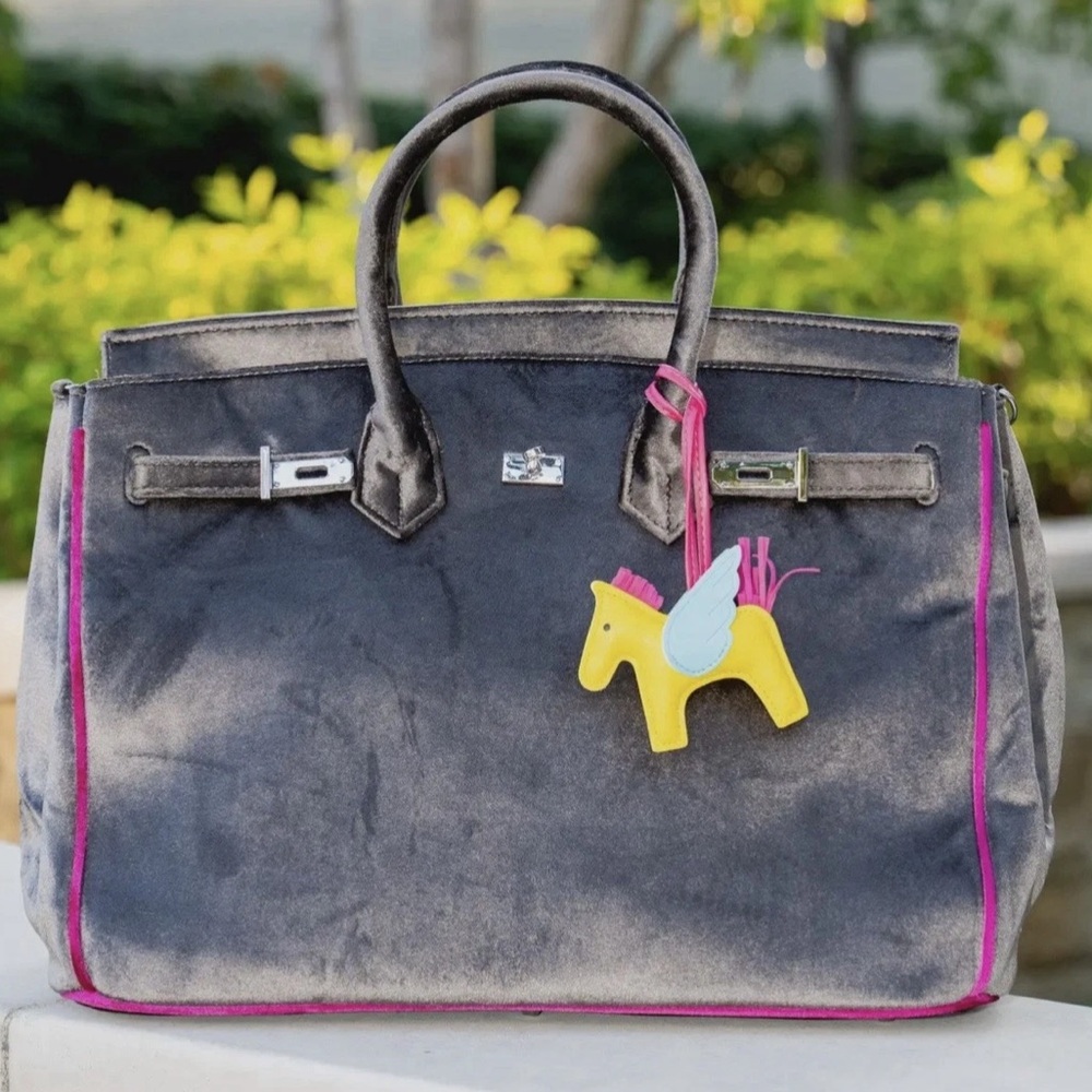 NEW MALIBU SUGAR Boatkin Hamptons Pony Charm Bag Limited Edition Velvet $200